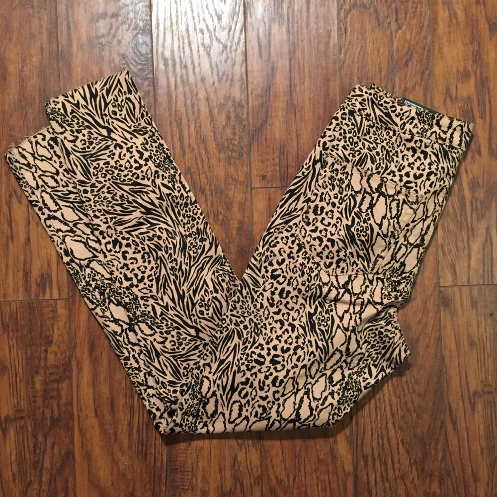 NWT Divided by H&M Leopard Super Skinny Ankle Jean